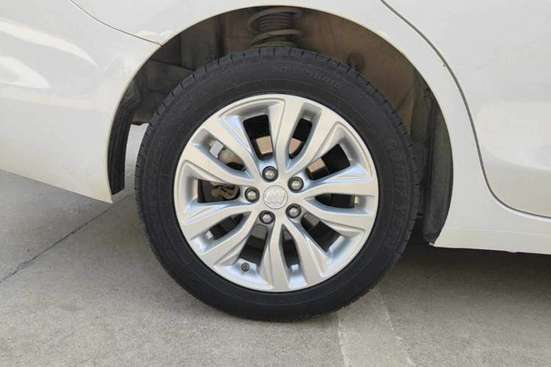 Used Buick GT 2019 15T Dual-Clutch Connected Elite Version China V Standard Right Rear Wheel Hub