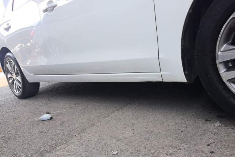 Used Buick GT 2019 18T Automatic Connected Elite Model China V Standard Right Side Sill