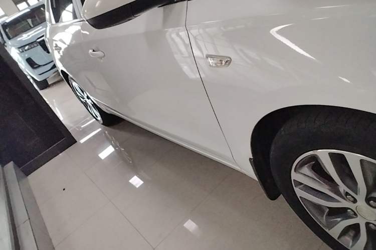 Used Buick GT 2019 18T Automatic Connected Elite Model China V Standard Right Side Sill