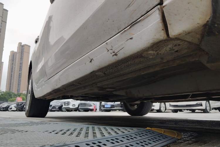 Used Buick GT 2019 15T Dual-Clutch Connected Elite Model China VI Right Side Sill