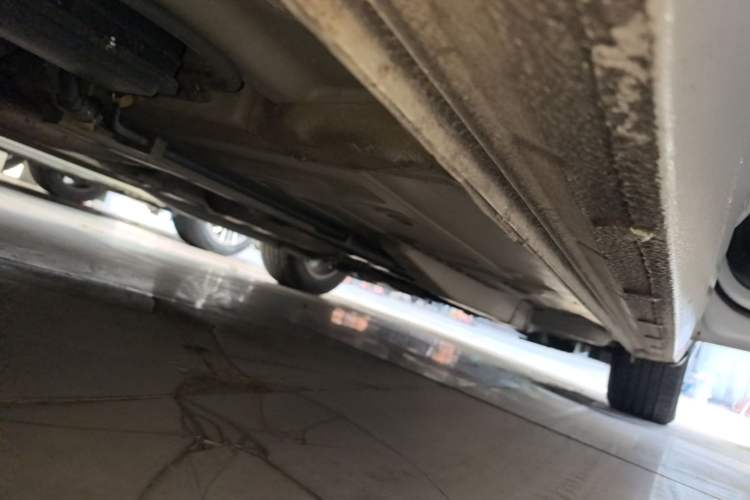 Used Buick GT 2019 18T Automatic Connected Elite Model China VI Standard Right Side Sill
