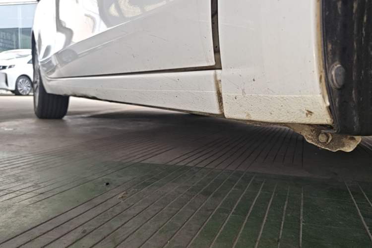 Used Buick GT 2019 18T Automatic Connected Flagship Version China V Standard Right Side Sill
