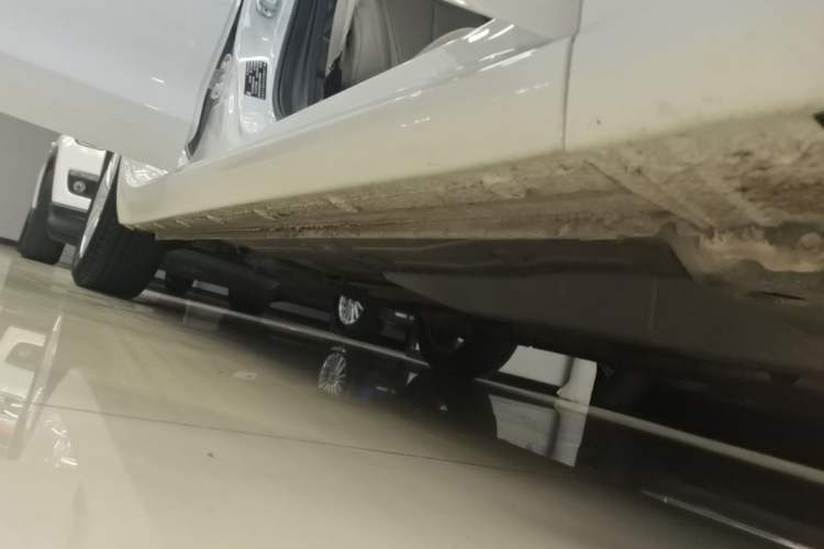 Used Buick GT 2019 15T Dual-Clutch Connected Elite Model China VI Right Side Sill