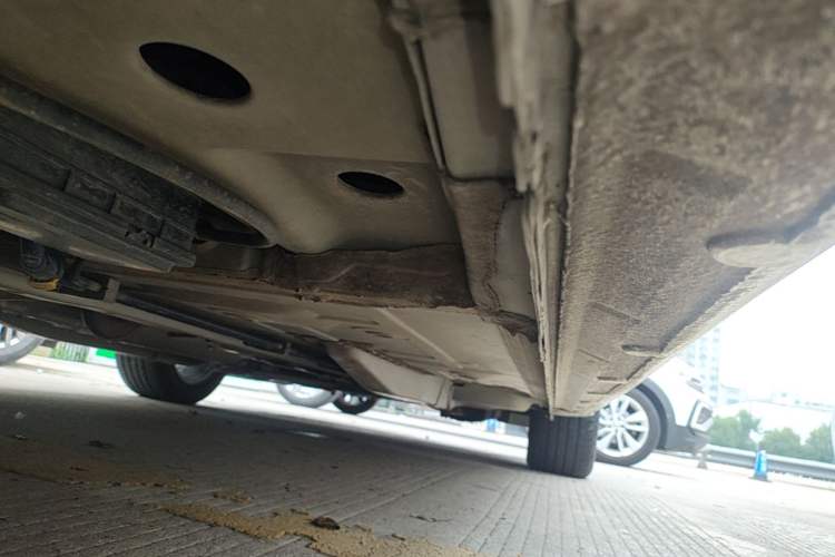 Used Buick GT 2019 18T Automatic Connected Elite Model China VI Standard Right Side Sill