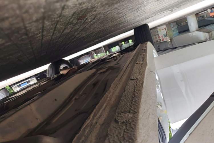 Used Buick GT 2019 18T Automatic Connected Elite Model China VI Standard Right Side Sill