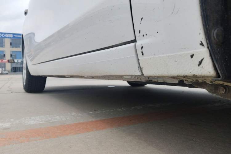 Used Buick GT 2019 15T Dual-Clutch Connected Elite Model China VI Right Side Sill
