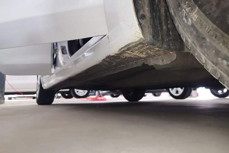 Used Buick GT 2019 15T Dual-Clutch Advanced Version China VI Standard Right Side Sill