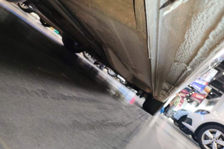 Used Buick GT 2019 18T Automatic Connected Elite Model China VI Standard Right Side Sill