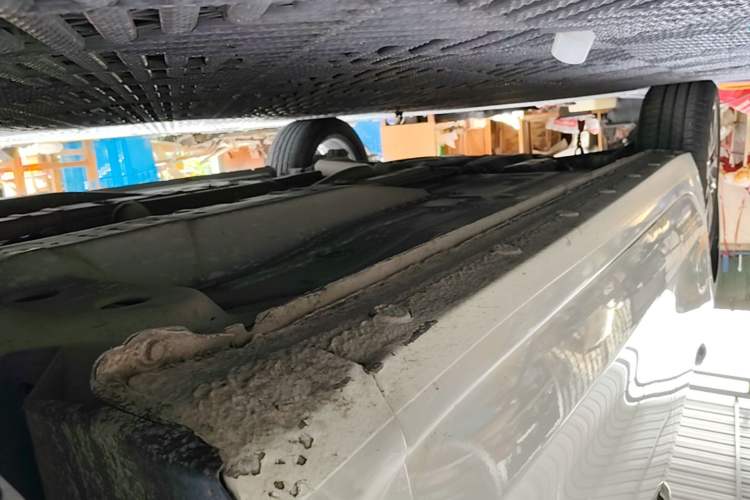 Used Buick GT 2019 18T Automatic Connected Elite Model China VI Standard Right Side Sill