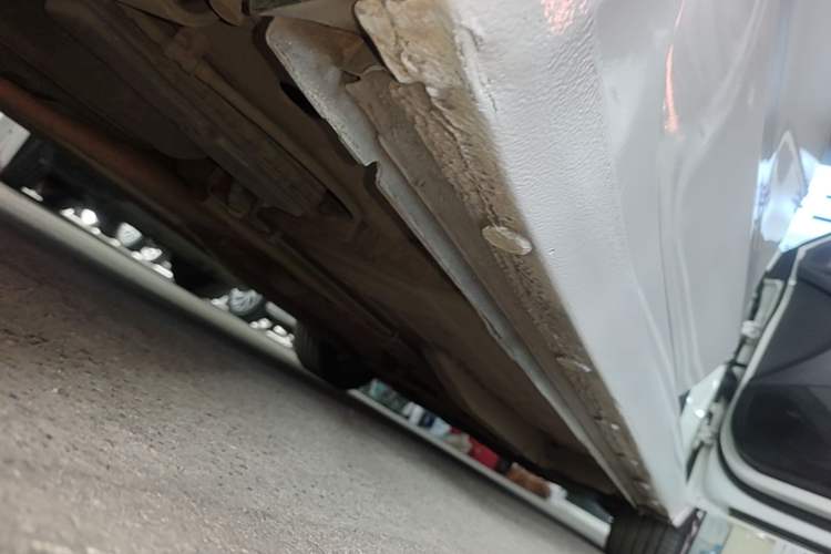 Used Buick GT 2019 18T Automatic Connected Elite Model China VI Standard Right Side Sill