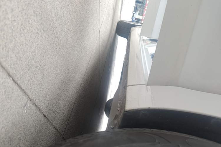 Used Buick GT 2019 15T Dual-Clutch Connected Elite Model China VI Right Side Sill