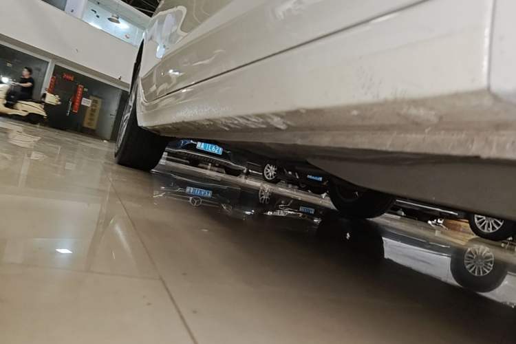 Used Buick GT 2019 18T Automatic Connected Elite Model China VI Standard Right Side Sill