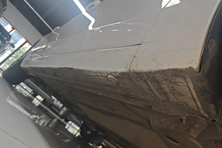 Used Buick GT 2019 18T Automatic Connected Elite Model China V Standard Right Side Sill
