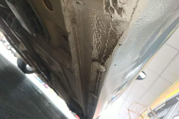 Used Buick GT 2019 18T Automatic Connected Elite Model China VI Standard Right Side Sill