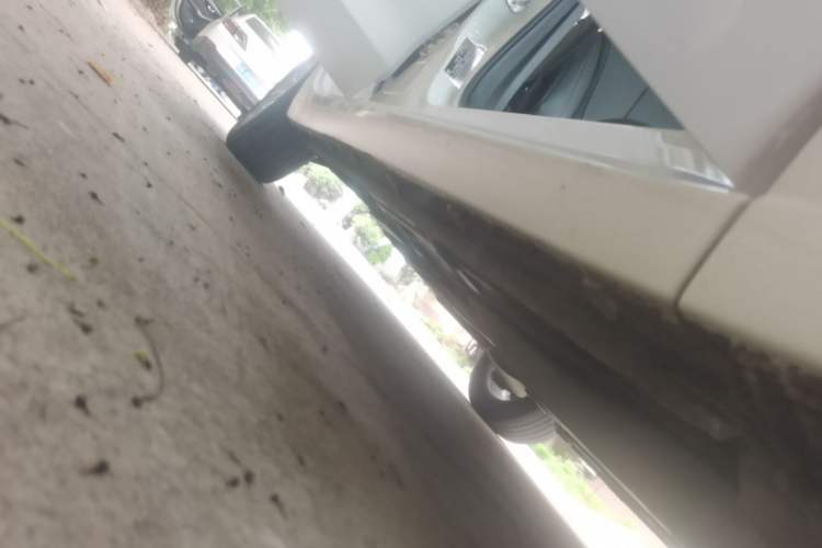 Used Buick GT 2019 18T Automatic Connected Elite Model China VI Standard Right Side Sill
