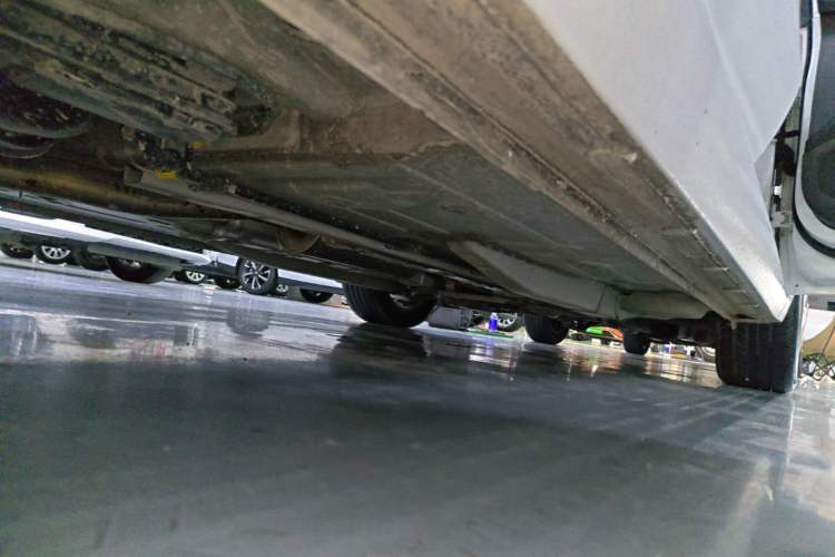 Used Buick GT 2019 18T Automatic Connected Elite Model China VI Standard Right Side Sill