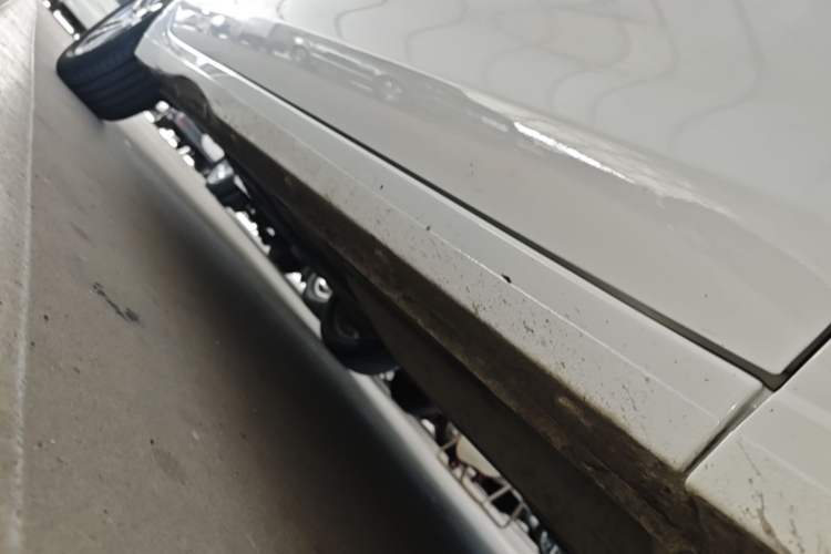 Used Buick GT 2019 18T Automatic Connected Elite Model China VI Standard Right Side Sill