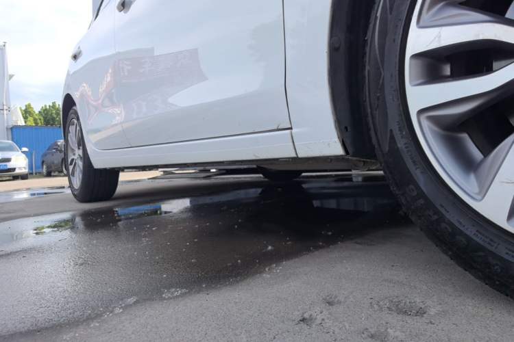 Used Buick GT 2019 18T Automatic Connected Elite Model China VI Standard Right Side Sill