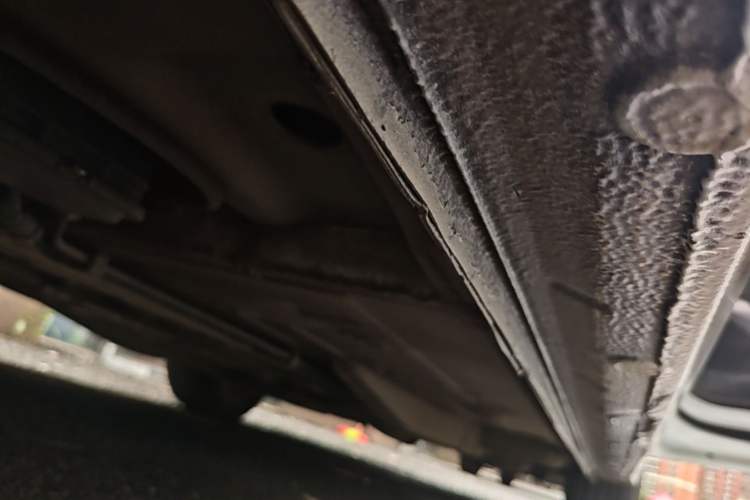 Used Buick GT 2019 18T Automatic Connected Elite Model China VI Standard Right Side Sill