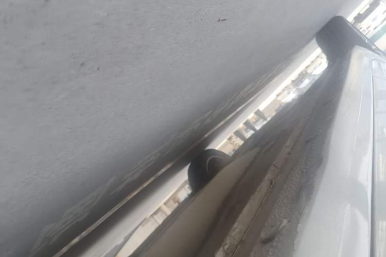 Used Buick GT 2019 18T Automatic Connected Elite Model China VI Standard Right Side Sill