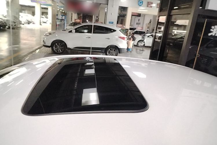 Used Buick GT 2019 18T Automatic Connected Elite Model China V Standard Roof