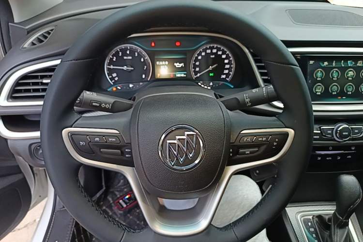Used Buick GT 2019 18T Automatic Connected Elite Model China VI Standard Steering Wheel