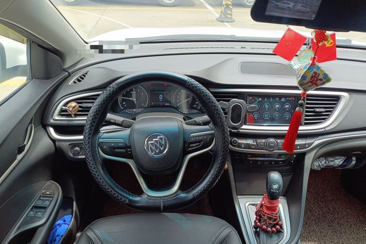 Used Buick GT 2019 18T Automatic Connected Elite Model China VI Standard Steering Wheel
