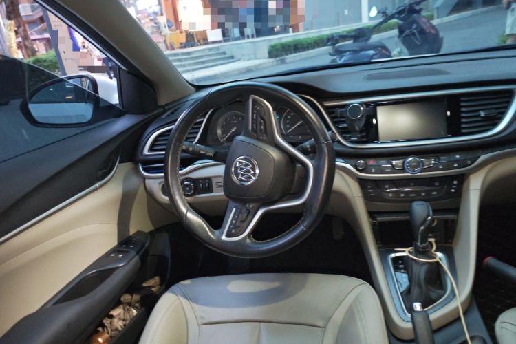Used Buick GT 2019 15T Dual-Clutch Connected Elite Model China VI Steering Wheel