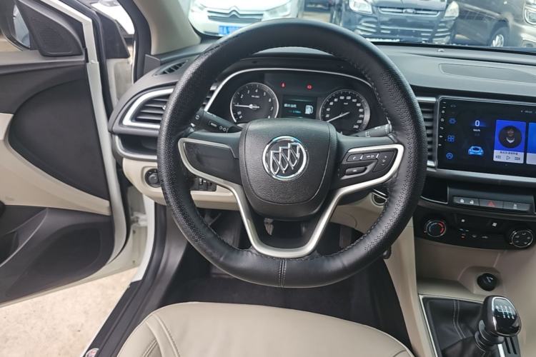 Used Buick GT 2019 15T Manual Elite Version China VI Standard Steering Wheel