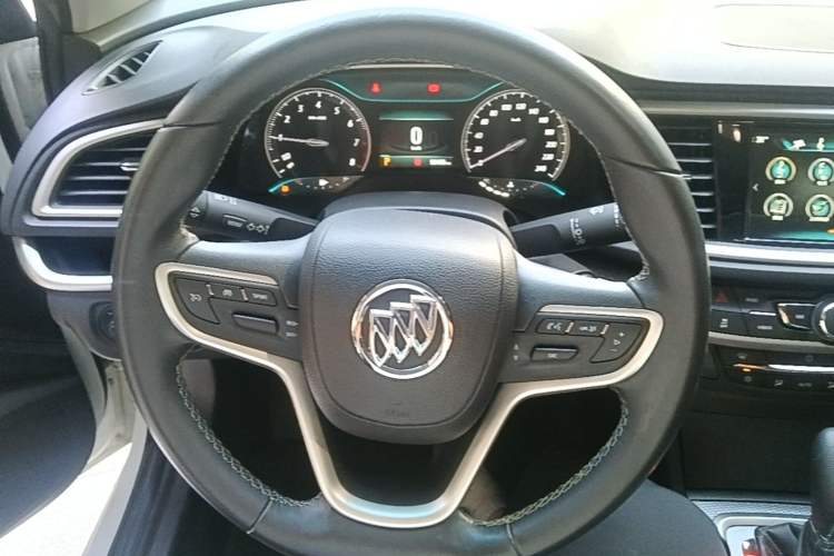 Used Buick GT 2019 18T Automatic Connected Elite Model China VI Standard Steering Wheel