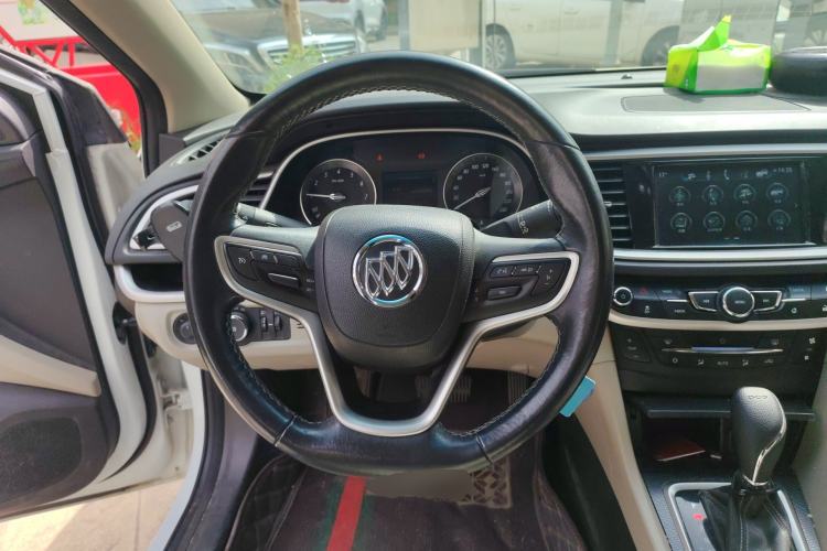 Used Buick GT 2019 15T Dual-Clutch Connected Elite Model China VI Steering Wheel