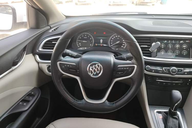 Used Buick GT 2019 15T Dual-Clutch Connected Elite Version China V Standard Steering Wheel