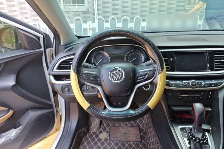 Used Buick GT 2019 18T Automatic Connected Flagship Version China VI Standard Steering Wheel