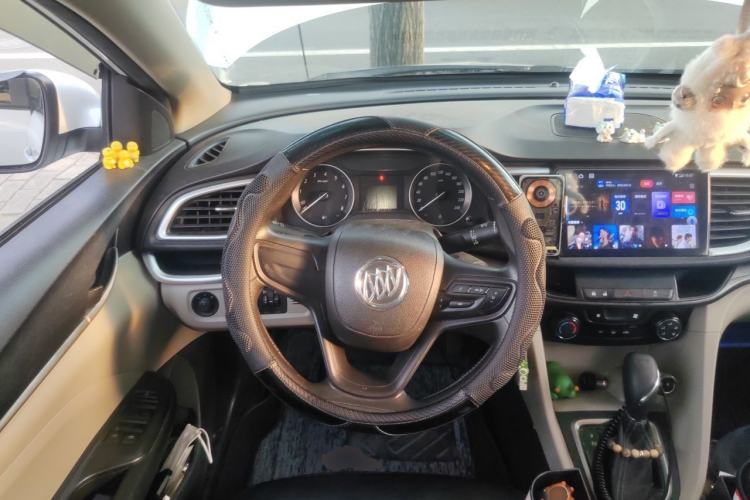 Used Buick GT 2019 15T Dual-Clutch Advanced Version China VI Standard Steering Wheel