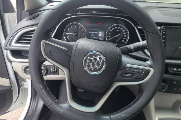 Used Buick GT 2019 15T Manual Elite Version China VI Standard Steering Wheel