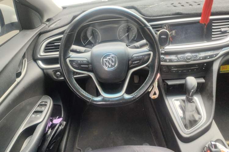 Used Buick GT 2019 18T Automatic Connected Elite Model China V Standard Steering Wheel