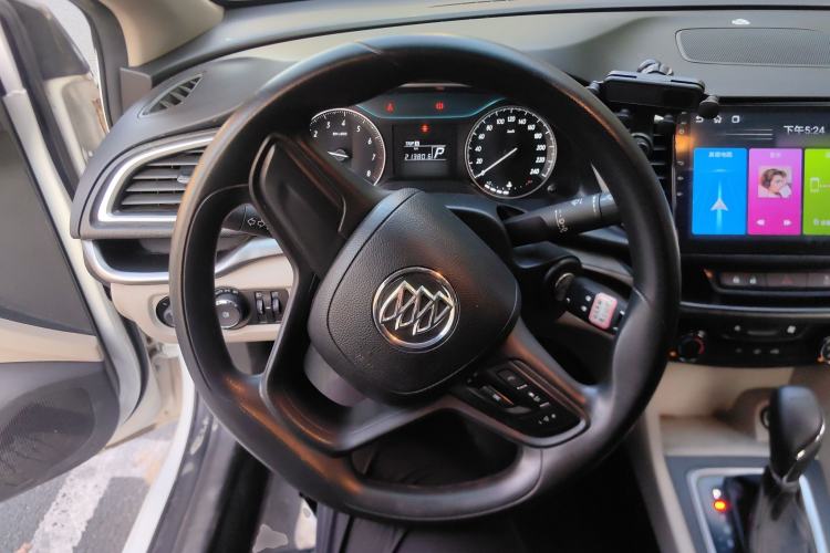 Used Buick GT 2019 15T Dual-Clutch Advanced Version China VI Standard Steering Wheel