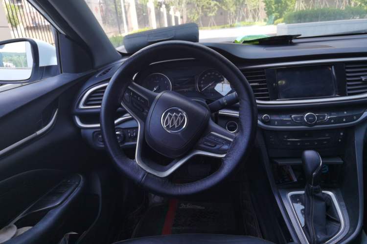 Used Buick GT 2019 18T Automatic Connected Elite Model China V Standard Steering Wheel