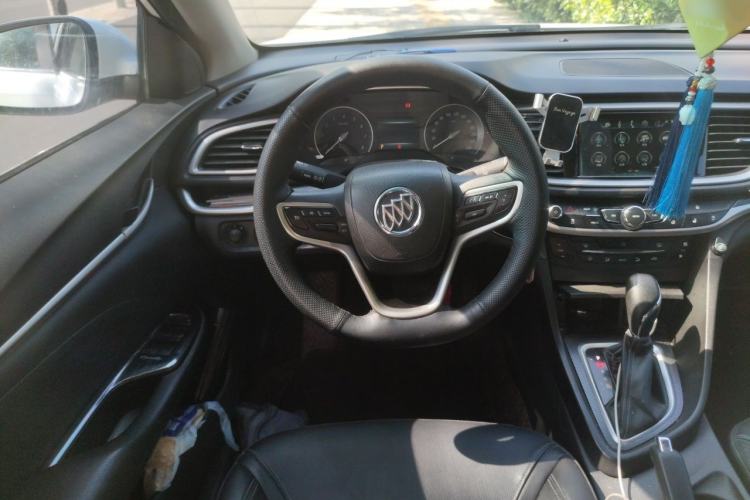 Used Buick GT 2019 18T Automatic Connected Elite Model China VI Standard Steering Wheel