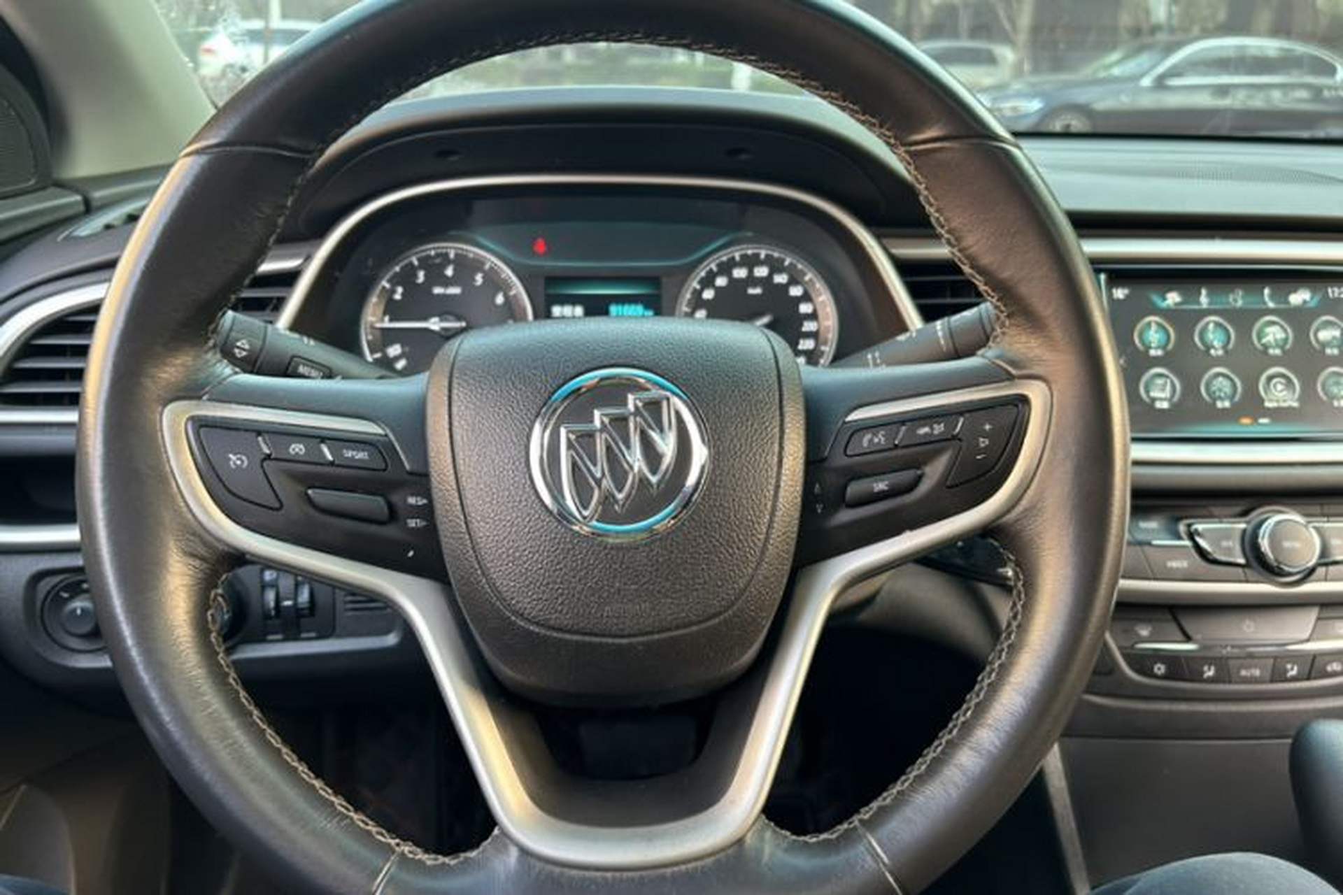 Used Buick GT 2019 18T Automatic Connected Elite Model China VI Standard Steering Wheel