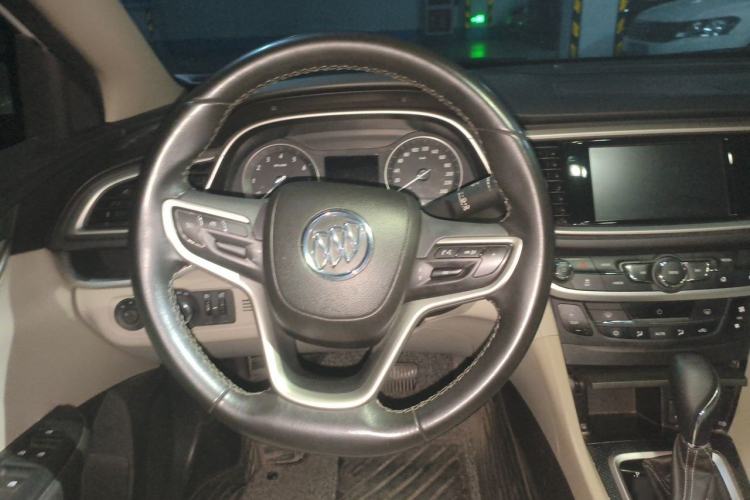 Used Buick GT 2019 15T Dual-Clutch Connected Elite Model China VI Steering Wheel