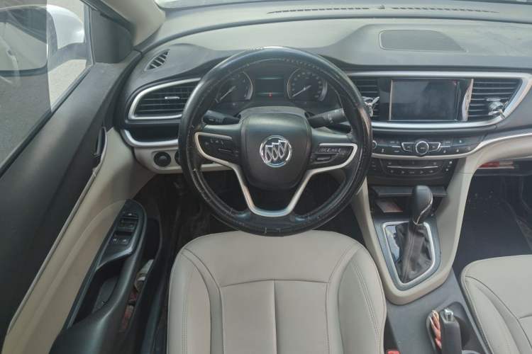 Used Buick GT 2019 15T Dual-Clutch Connected Elite Model China VI Steering Wheel