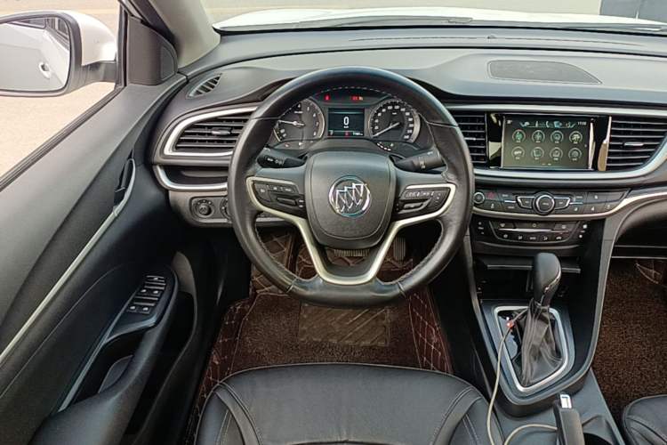 Used Buick GT 2019 18T Automatic Connected Elite Model China VI Standard Steering Wheel