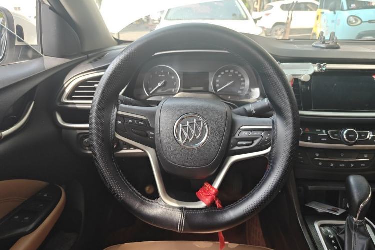 Used Buick GT 2019 18T Automatic Connected Flagship Version China V Standard Steering Wheel