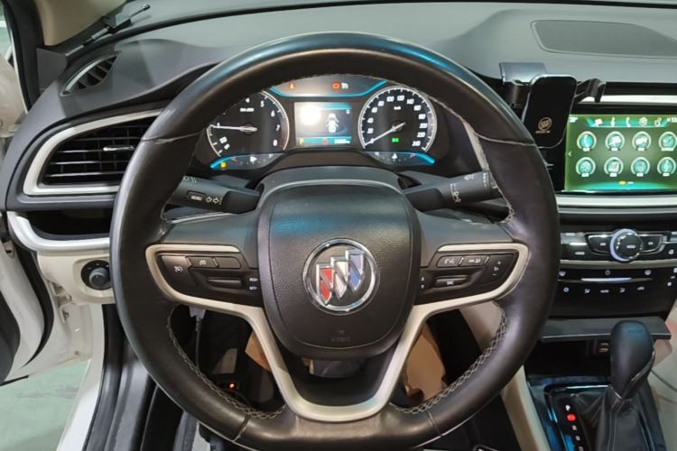 Used Buick GT 2019 15T Dual-Clutch Connected Elite Version China V Standard Steering Wheel