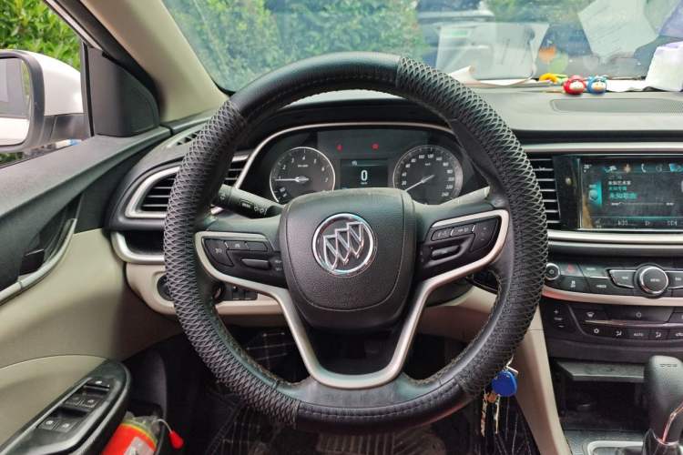 Used Buick GT 2019 15T Dual-Clutch Connected Elite Model China VI Steering Wheel