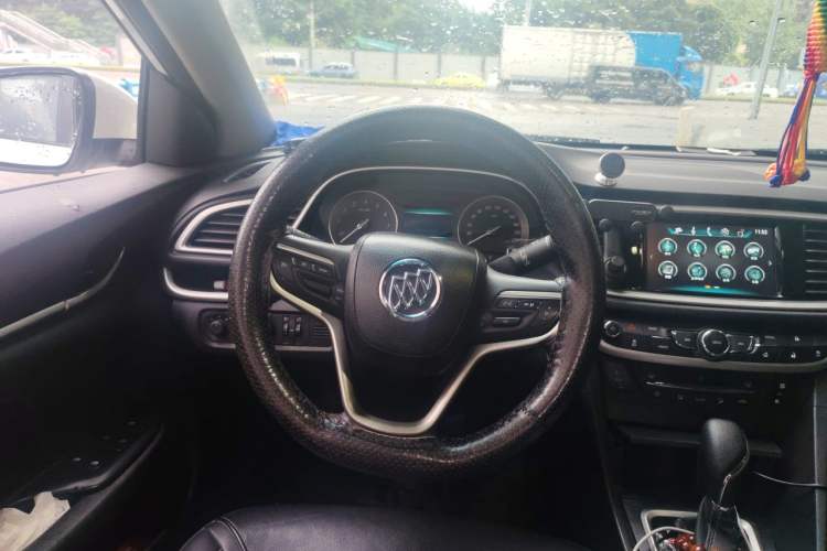 Used Buick GT 2019 18T Automatic Connected Elite Model China V Standard Steering Wheel