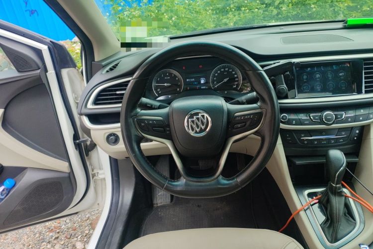Used Buick GT 2019 15T Dual-Clutch Connected Elite Version China V Standard Steering Wheel