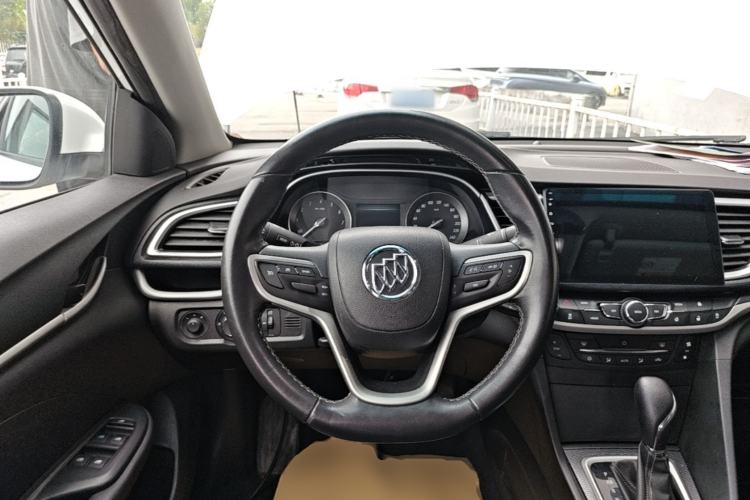 Used Buick GT 2019 18T Automatic Connected Elite Model China VI Standard Steering Wheel