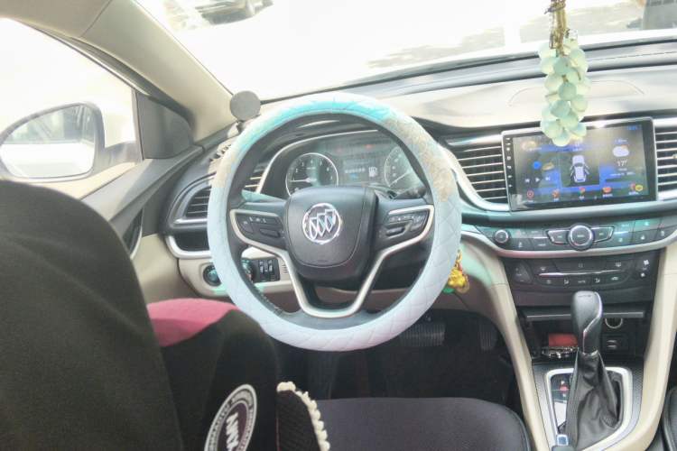 Used Buick GT 2019 15T Dual-Clutch Connected Elite Version China V Standard Steering Wheel